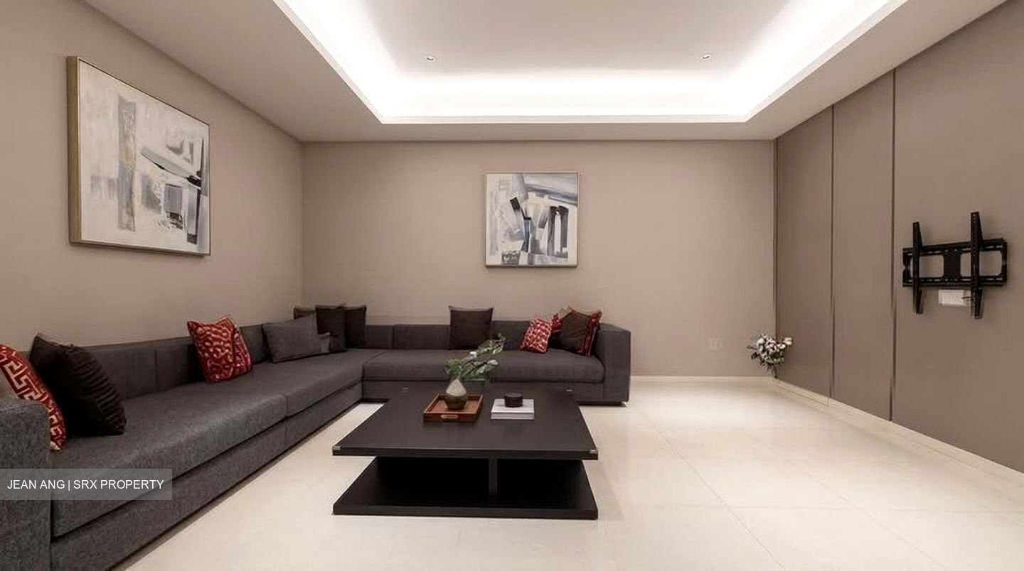 Kismis Residence (D21), Terrace #588734491